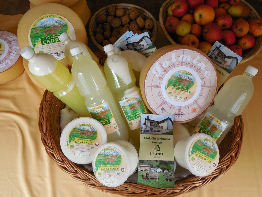 Ekoloska Turisticna Kmetija Pri Lovrcu Tolmin Luaran gambar